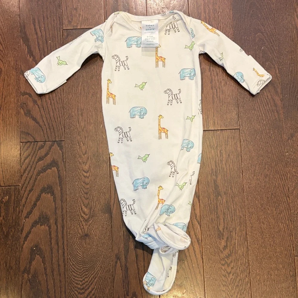 aden + anais Safari Animal Print Knotted Gown 0-3 month